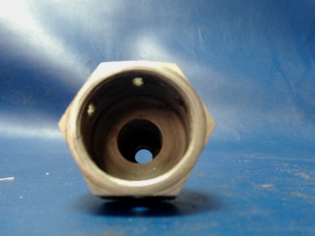 0741047-2 Cessna - NUT - Main gear axle